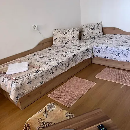 Mavrova Pensiune Pomorie